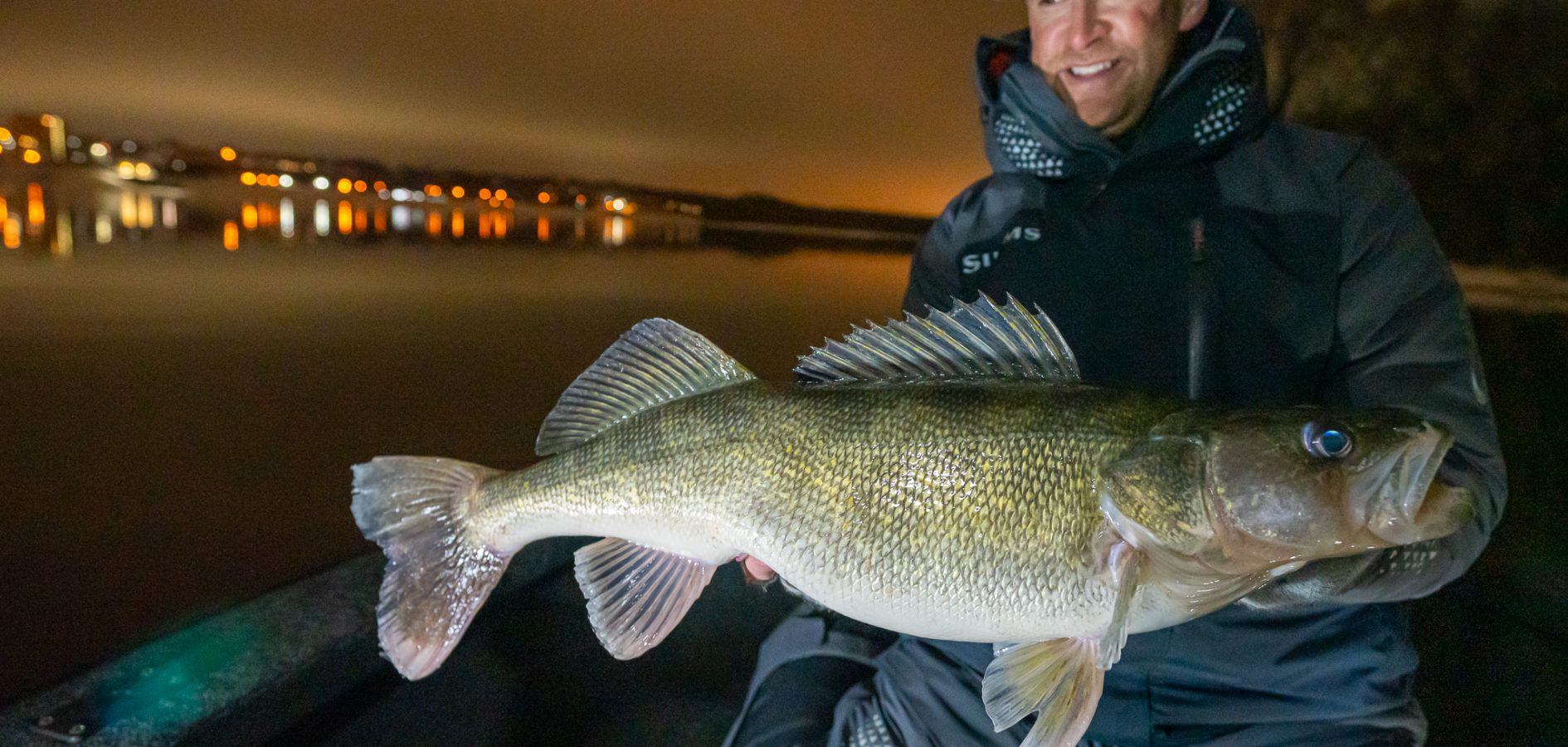 Catch Giant Night Time Walleyes with John Hoyer