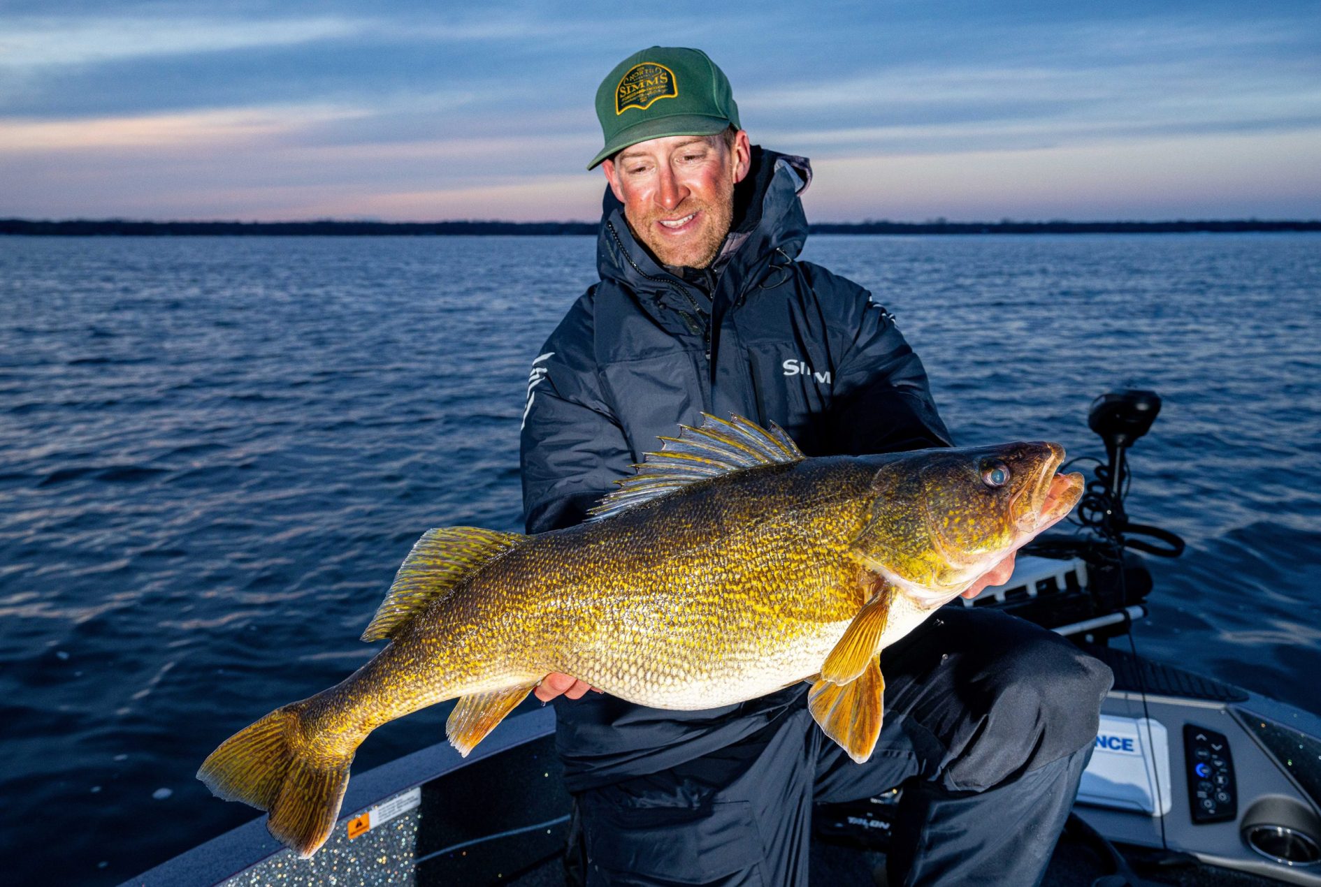Top Minnesota Wisconsin walleye fishing guide